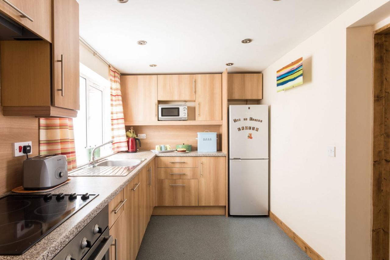 Villa 2 Tan Yr Eglwys Pontardawe Esterno foto