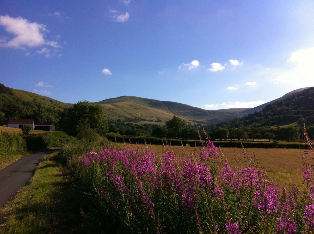 Villa 2 Tan Yr Eglwys Pontardawe Esterno foto